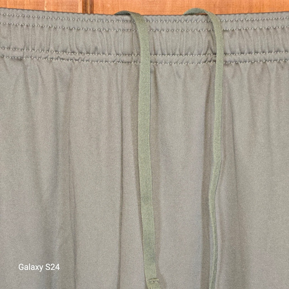 Under Armour Mens Tech Graphic Shorts XL Olive Green Loose Fit 1358551-390 NEW